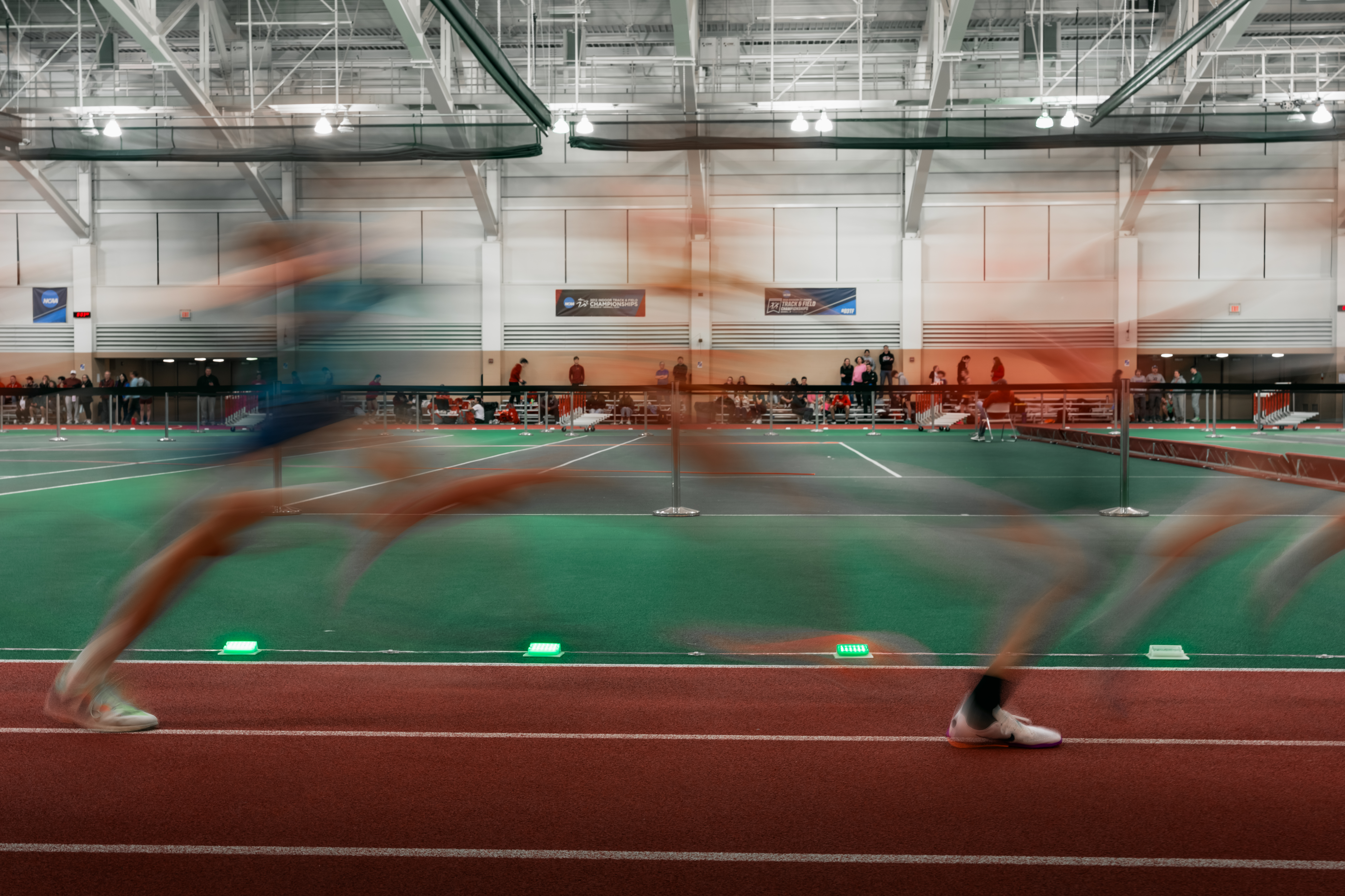 Track with Stridelane pacing lights in use